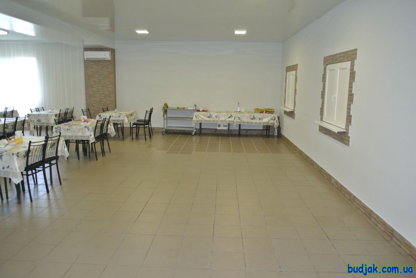 Территория и общие фото. База отдыха «Плай». Курорт Рассейка. Фото № 0548. 2017 год